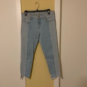 American Eagle light wash two tone jegging crop